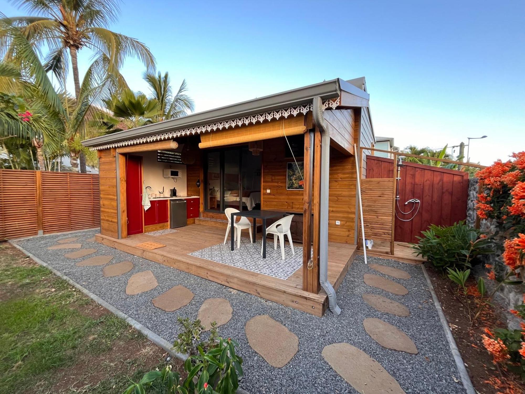 Bungalow Leu Gadiamb Сен-Лу Екстериор снимка